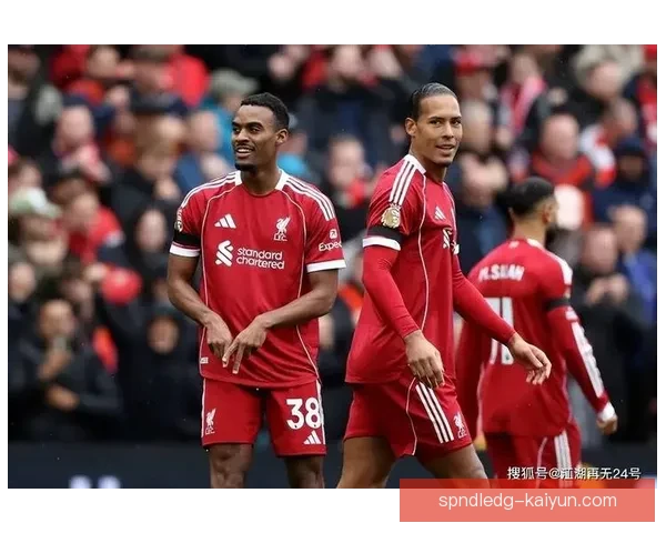 英超酒红复兴：球队状态回暖，竞争力增强引发关注