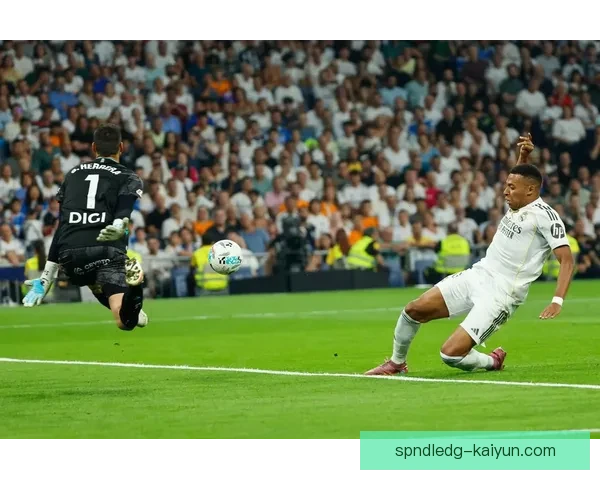 西甲皇马队史射手王状态分析及其对球队历史的影响